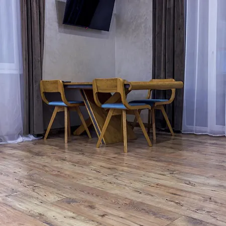 Deluxe Old * أوزهورود