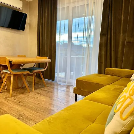 شقة Deluxe Old أوزهورود