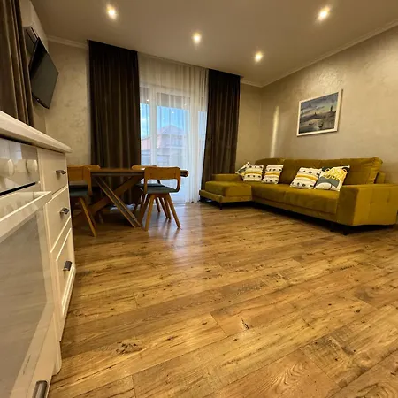 Deluxe Old * أوزهورود